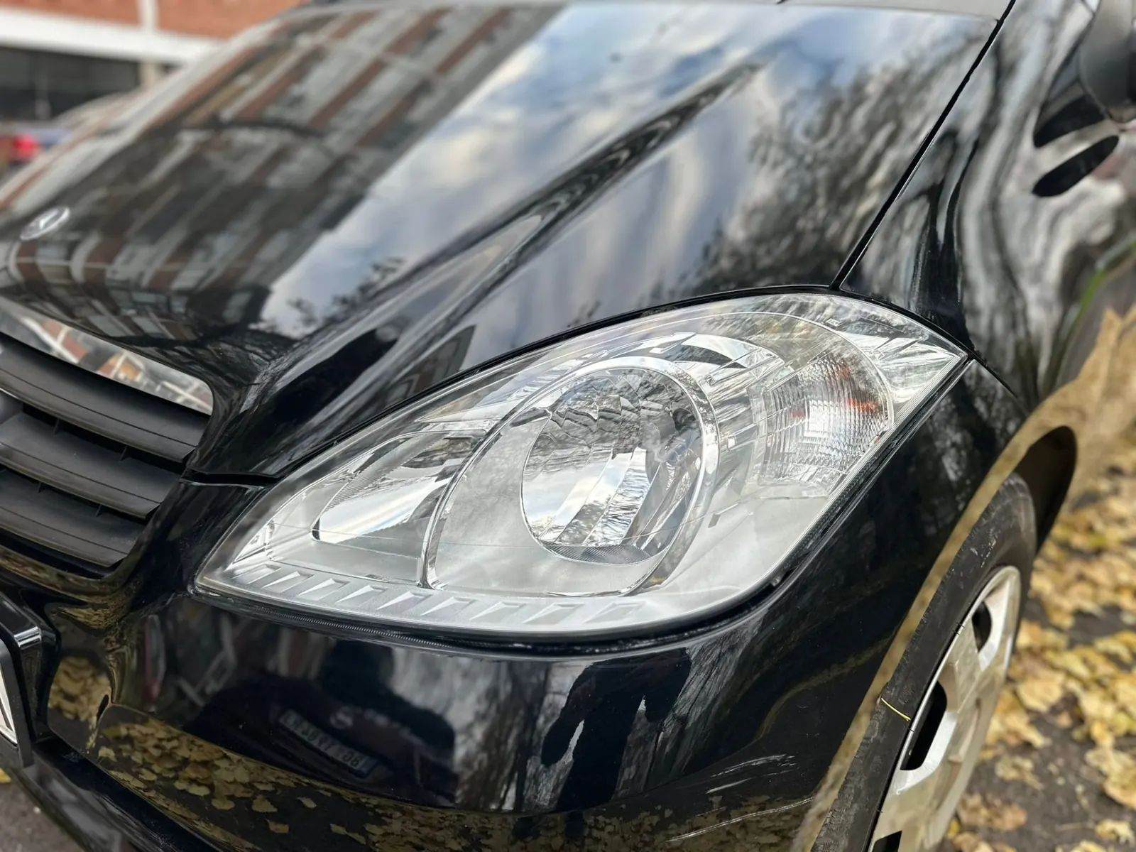 Mercedes A-Klasa proziran far posle polimerizacije i nano keramike Beograd